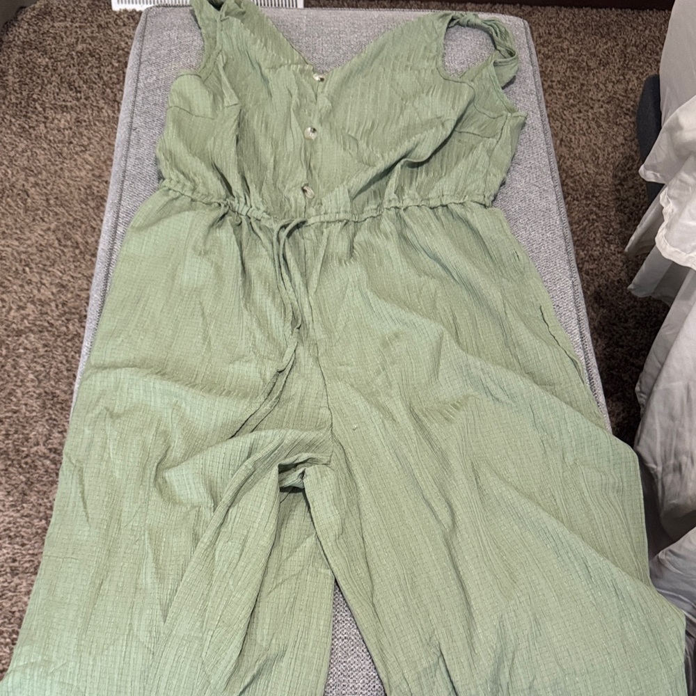 SHEIN Light Green Button-Up Jumpsuit
